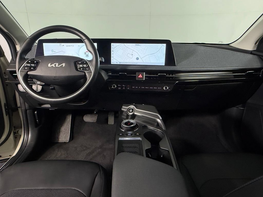 Used 2024 Kia EV6 Light RWD image 12
