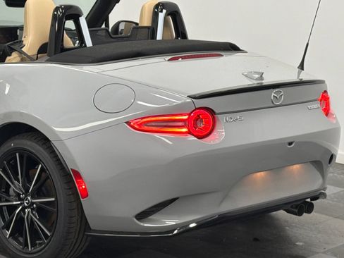 New 2026 MAZDA MX-5 Miata Grand Touring w/ Appearance Package RWD image 8