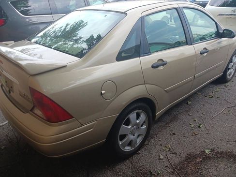 Used 2002 Ford Focus ZTS FWD image 3