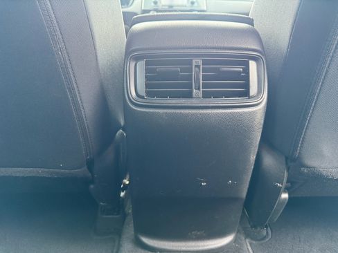 Used 2018 Honda CR-V LX image 14