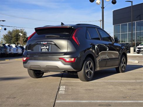 New 2026 Kia Niro EX image 4