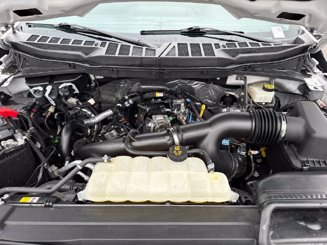 Used 2023 Ford F150 4x4 SuperCrew image 32