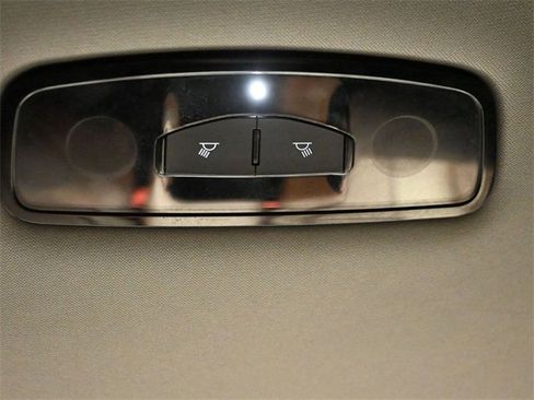 Used 2020 Alfa Romeo Stelvio image 17