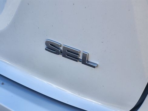 Used 2023 Mitsubishi Eclipse Cross SEL image 8