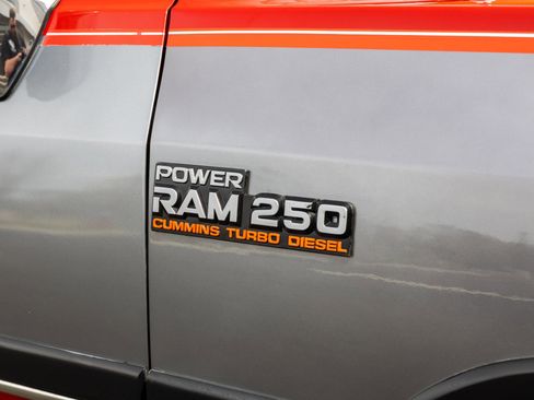 Used 1991 Dodge D/W Truck 250 image 30