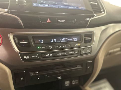 Used 2019 Honda Pilot EX-L image 30