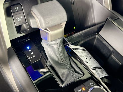 New 2026 Toyota Tundra Platinum AWD/4WD image 25