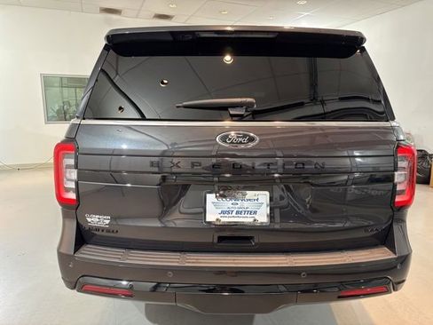Used 2024 Ford Expedition Max Limited image 8
