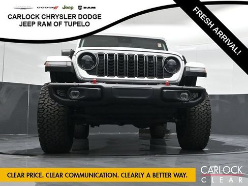 Used 2024 Jeep Wrangler Unlimited Rubicon AWD/4WD image 50