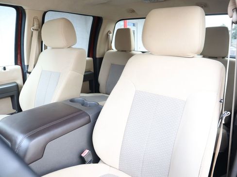 Used 2015 Ford F250 XLT w/ XLT Value Package image 19