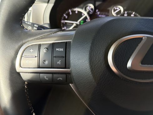 Certified 2023 Lexus GX 460 Premium w/ Premium Package AWD/4WD image 19