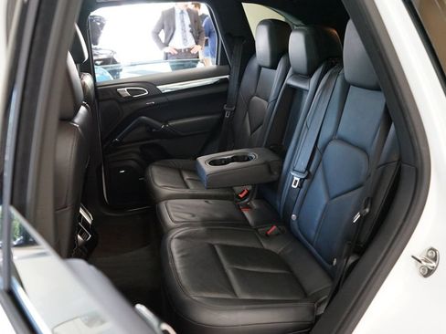 Used 2014 Porsche Cayenne S AWD/4WD image 50