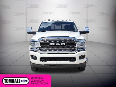 Used 2024 RAM 3500 Limited AWD/4WD image 2