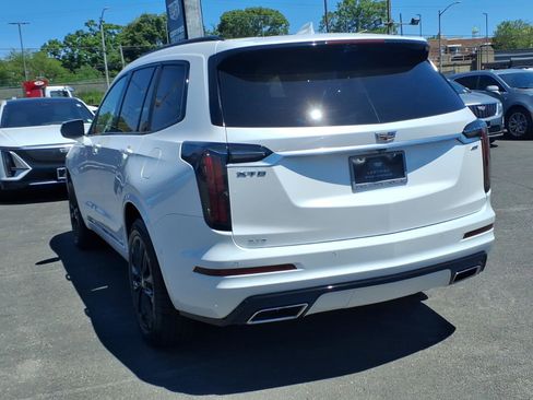 Certified 2024 Cadillac XT6 Sport w/ Platinum Package AWD/4WD image 7