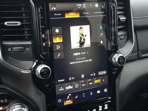 Used 2023 RAM 1500 Laramie image 19