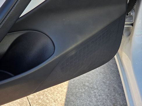 Used 2020 Tesla Model 3 Standard Range Plus image 14