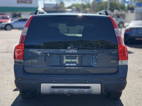 Used 2006 Volvo XC70 AWD/4WD image 4