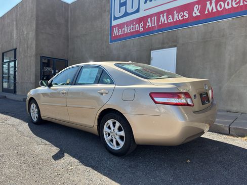 Used 2011 Toyota Camry LE w/ LE Extra-Value Pkg FWD image 8