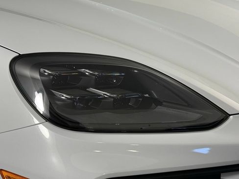 Certified 2026 Porsche Cayenne Coupe AWD/4WD image 15