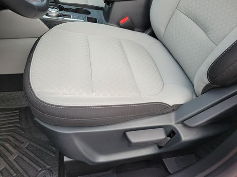 Used 2026 Ford Escape Active w/ Tech Pack #1 FWD image 10