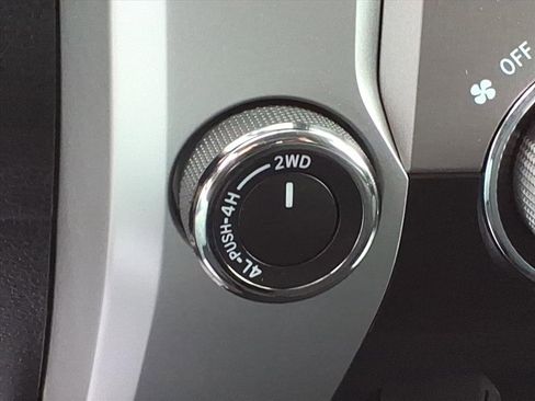 Used 2019 Toyota Tundra SR5 image 21