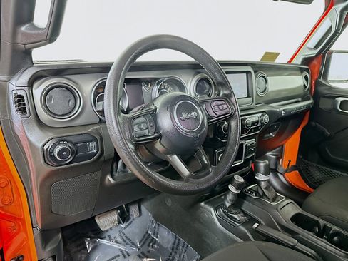 Used 2023 Jeep Wrangler Sport image 9