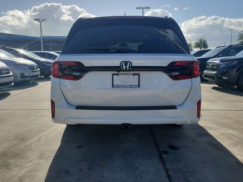 New 2026 Honda Odyssey EX-L image 5