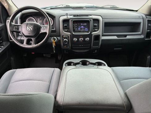 Used 2016 RAM 1500 Express AWD/4WD image 10