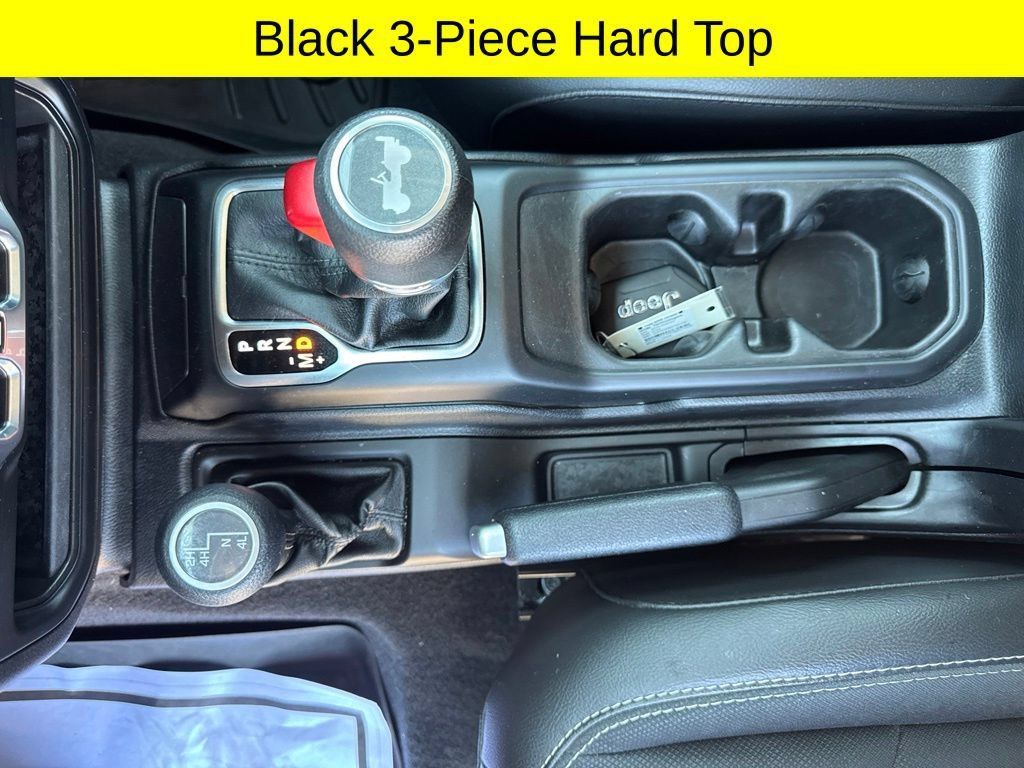Used 2021 Jeep Wrangler Unlimited Sport AWD/4WD image 30