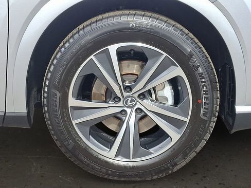 Used 2025 Lexus RX 350 Premium image 9