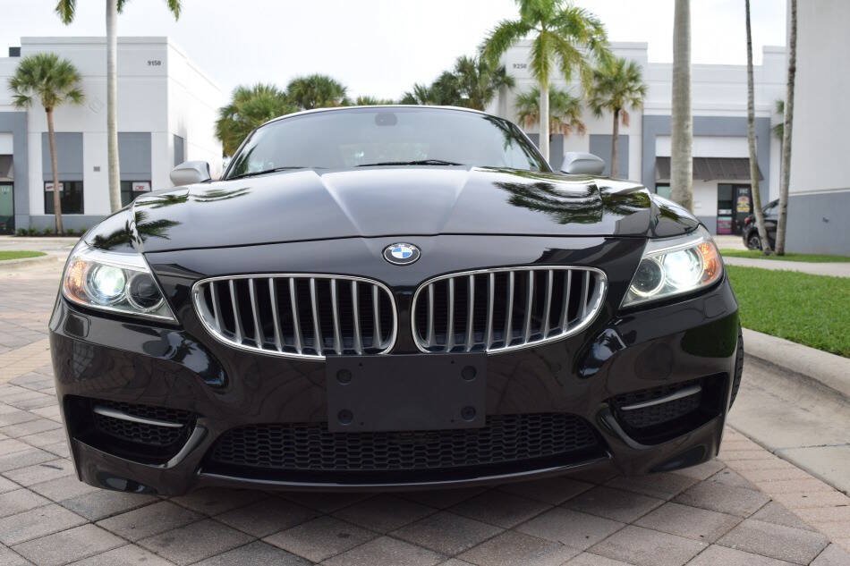 Used 2014 BMW Z4 sDrive35is RWD image 38