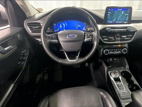 Used 2022 Ford Escape SEL w/ Technology Package AWD/4WD image 18