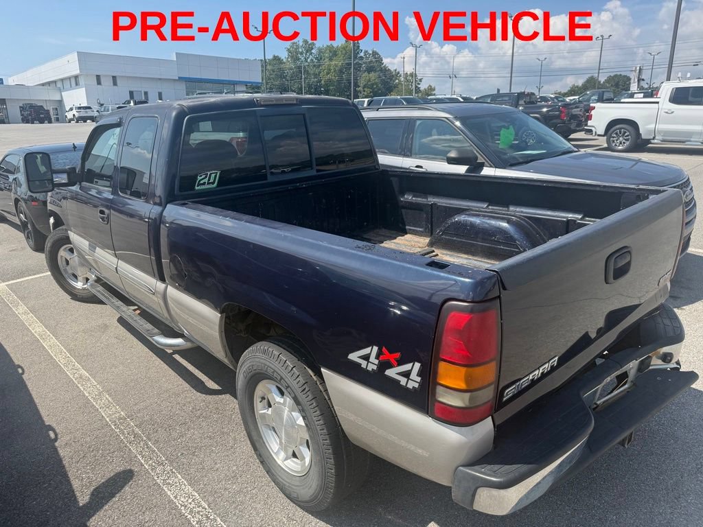 Used 2006 GMC Sierra 1500 SLE w/ Onstar Plus Package AWD/4WD image 4