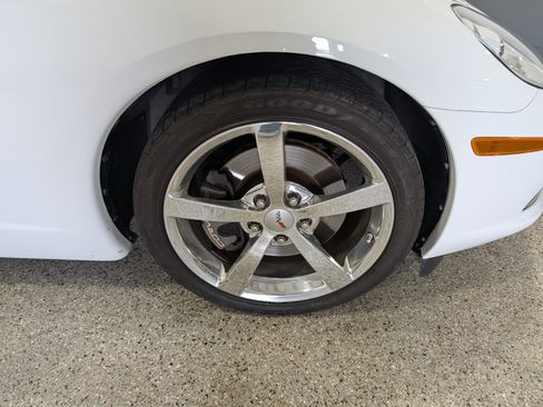 Used 2008 Chevrolet Corvette Convertible w/ Preferred Equipment Group RWD image 14