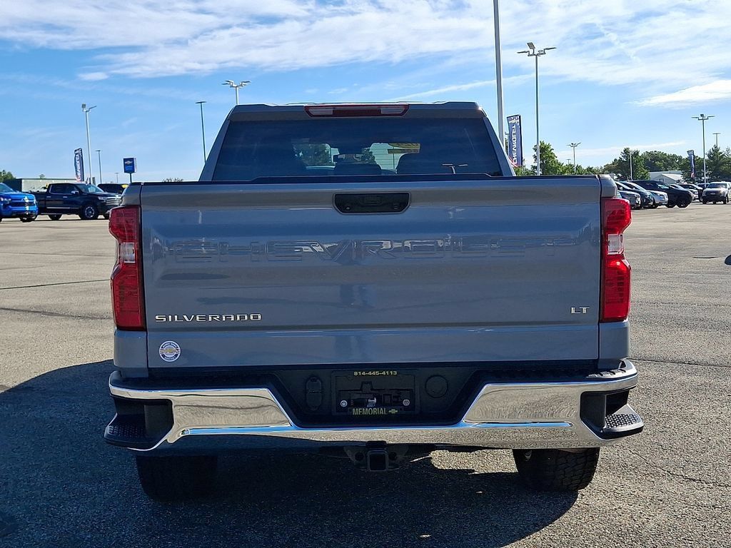 Used 2024 Chevrolet Silverado 1500 LT AWD/4WD image 6