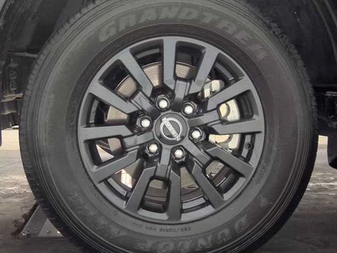 Used 2025 Nissan Armada SV AWD/4WD image 7