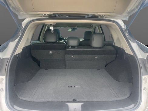 Used 2022 Nissan Murano SV FWD image 29
