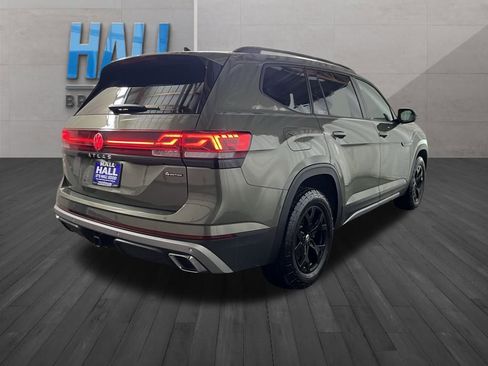 Certified 2024 Volkswagen Atlas Peak Edition SE image 6