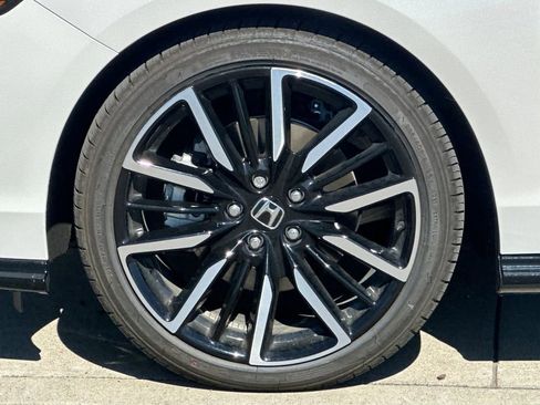 Used 2025 Honda Accord Touring image 26