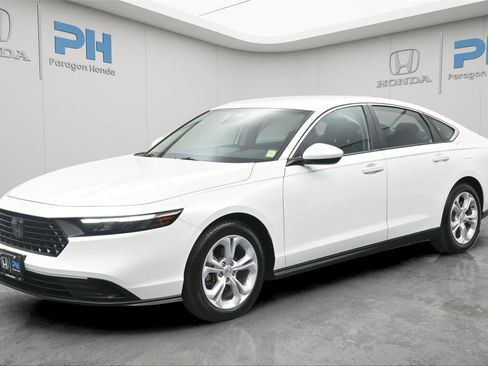 Certified 2025 Honda Accord LX image 1