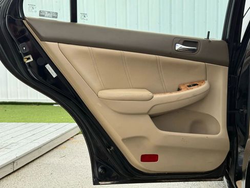 Used 2005 Honda Accord EX-L image 13