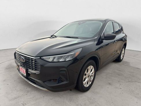 Used 2024 Ford Escape Active AWD/4WD image 1