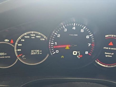 Used 2019 Porsche Cayenne image 17