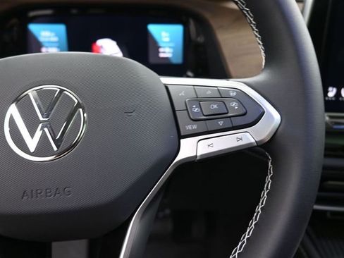 New 2026 Volkswagen Atlas SE image 28