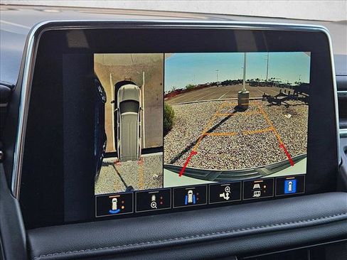 Used 2023 Chevrolet Tahoe LT w/ Luxury Package AWD/4WD image 17