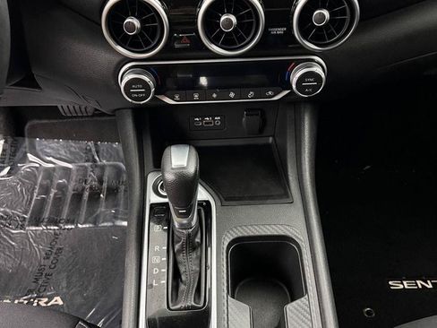Used 2020 Nissan Sentra SV FWD image 7