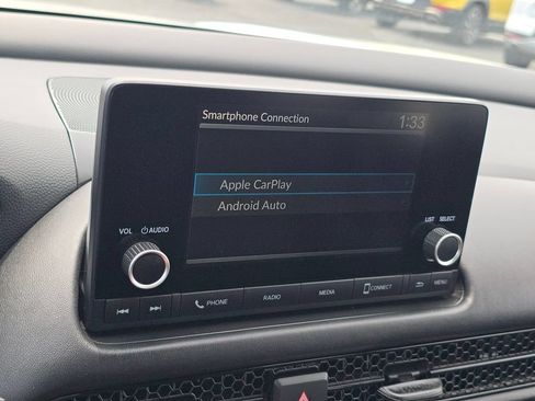 Certified 2025 Honda HR-V LX image 3