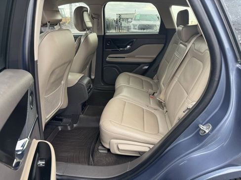 Used 2022 Lincoln Corsair Grand Touring w/ Elements Technology Bundle image 14