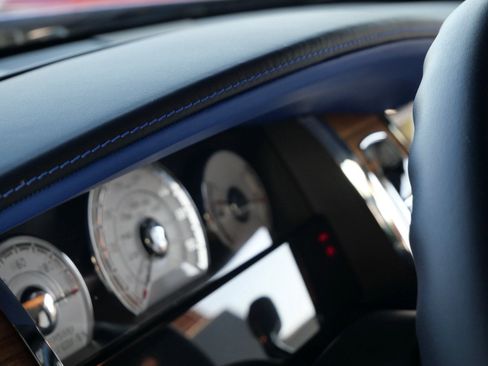 Certified 2019 Rolls-Royce Wraith image 29