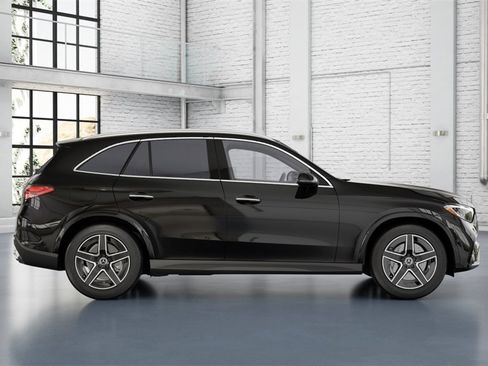 New 2026 Mercedes-Benz GLC 300 image 11